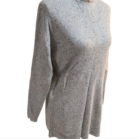 Ann Taylor 100% Cashmere Gray Super Soft Turtleneck Sweater Size‎ Small - Picture 2 of 7